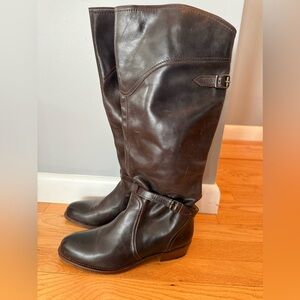 Elegant Dark Brown FRYE Riding Boots
